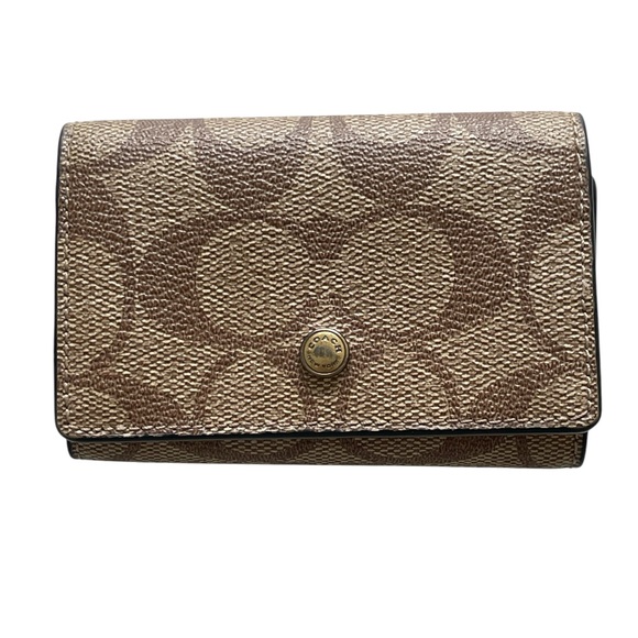 Coach Five Ring Key Case in Signature Canvas - Picture 1 of 11
